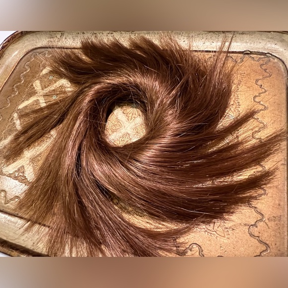 NWOT WOMEN’S PONYTAIL FAUX HAIR PIECE. - Picture 1 of 5